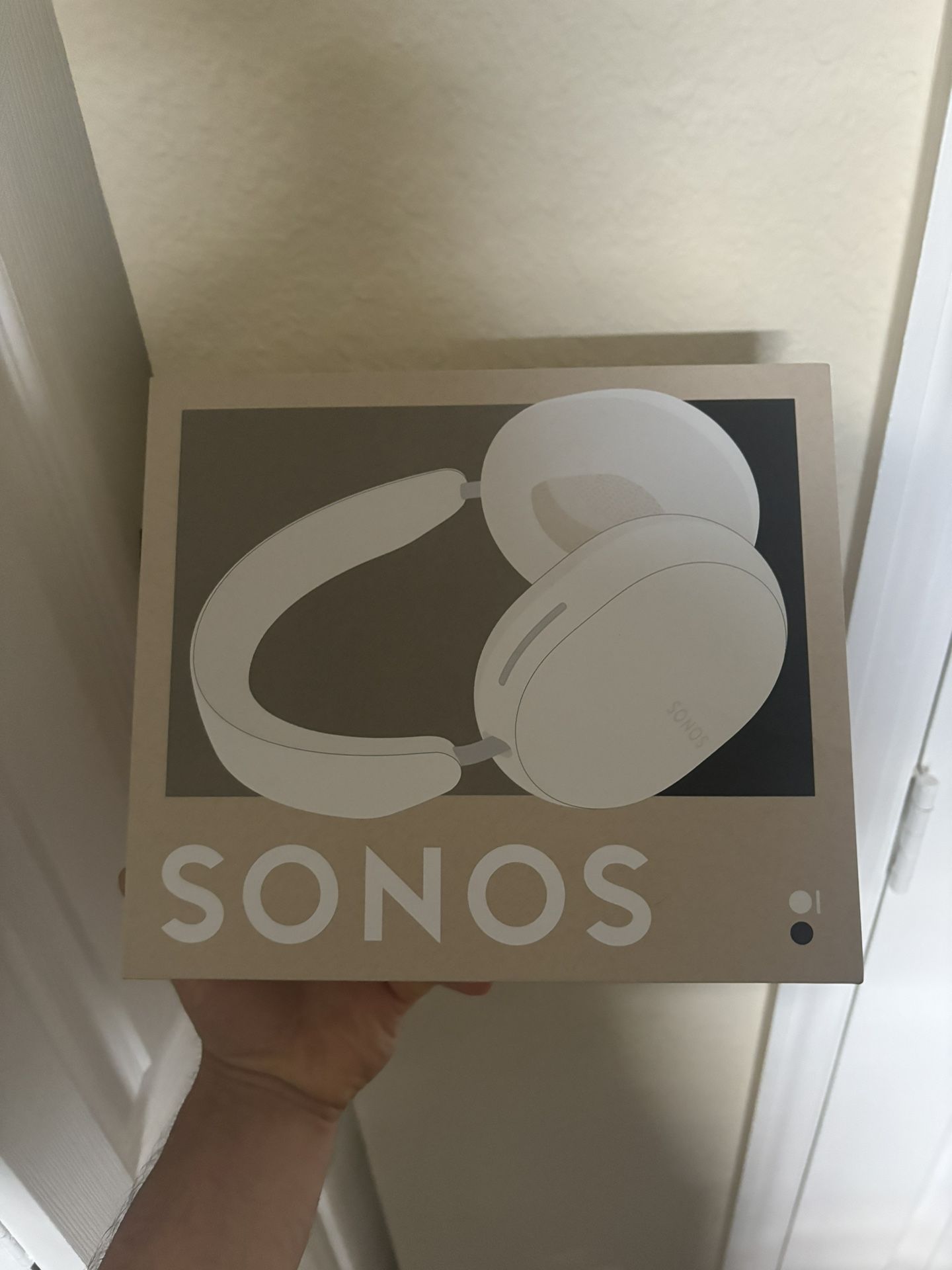 Sonos Ace | Noise Cancelling Wireless Over-Ear Headphones with Bluetooth, 30-Hour Battery Life, Spatial Audio, Dolby Atmos, Dynamic Head Tracking - Wh