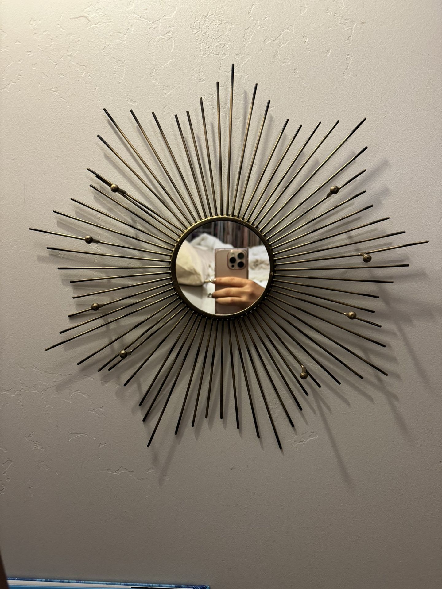 Wall Mirror + Jewelry Organizer