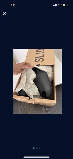 Yeezy Slide Onyx Size 10 Size 9 Brand New Black 