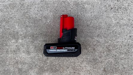 Milwuakee m12 battery