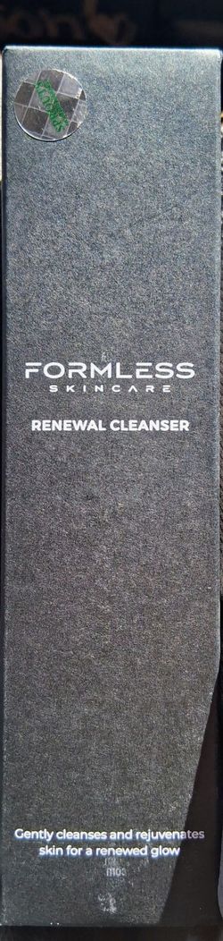 FORMLESS SKINCARE RENEWAL CLEANSER