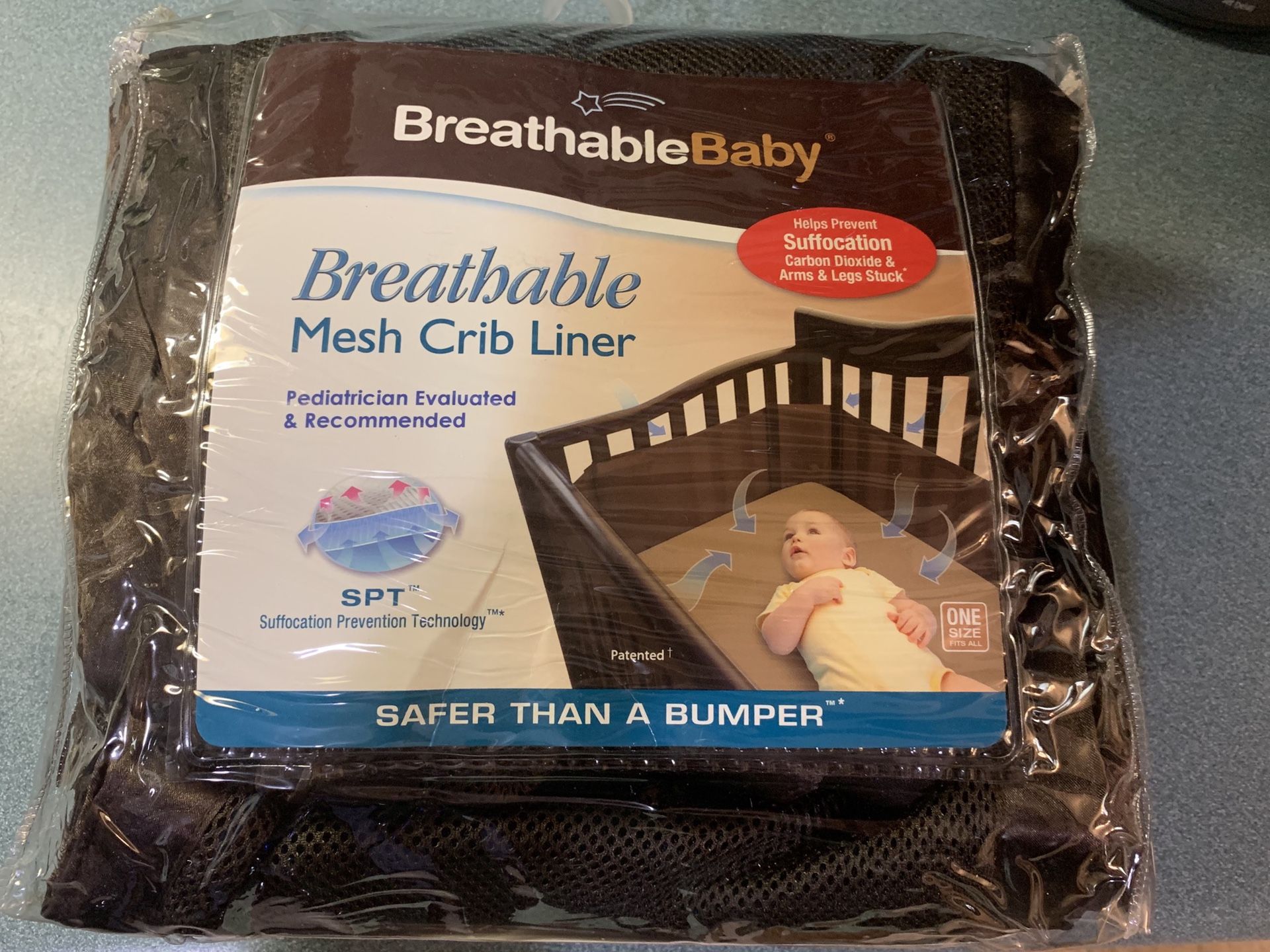 Mesh crib liner