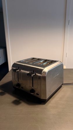 Hamilton Beach 4-slice toaster