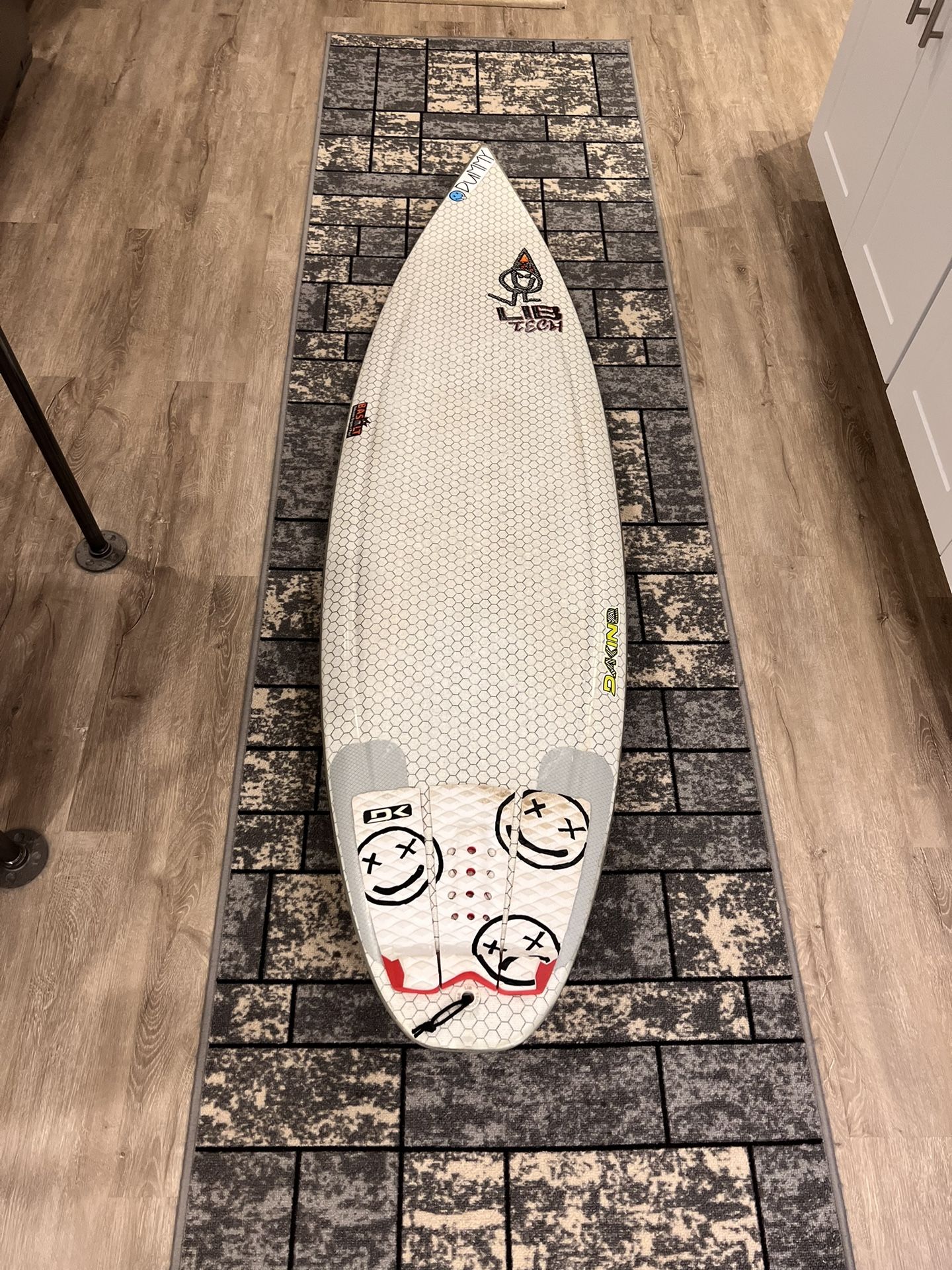 Lib Tech Vert Surfboard 6’4”
