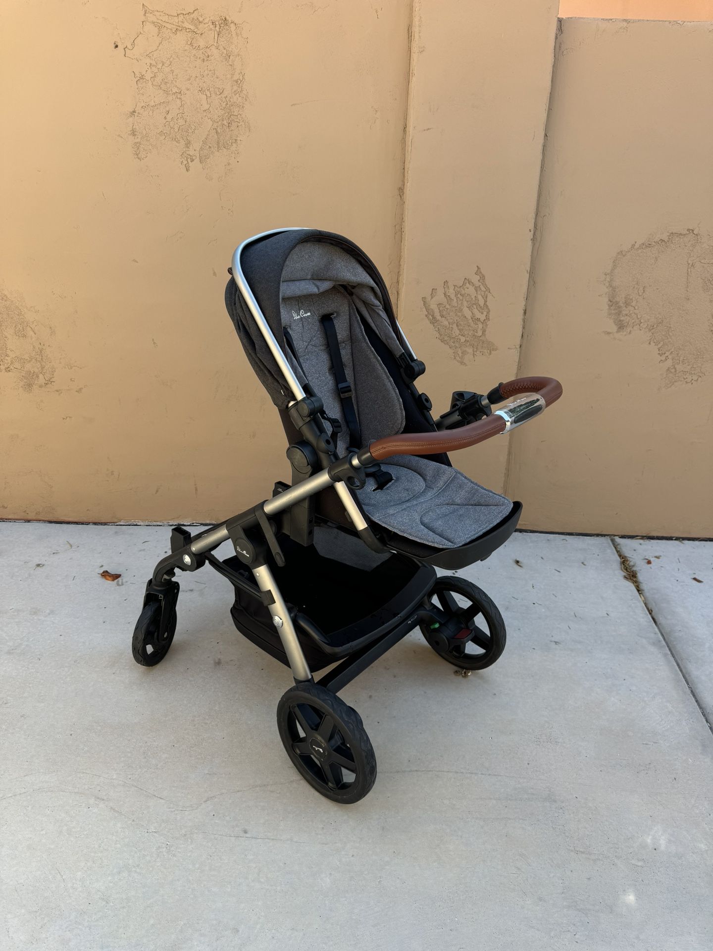 Stroller 