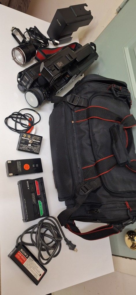 Vintage Sony Video 8 Video Camera Recorder