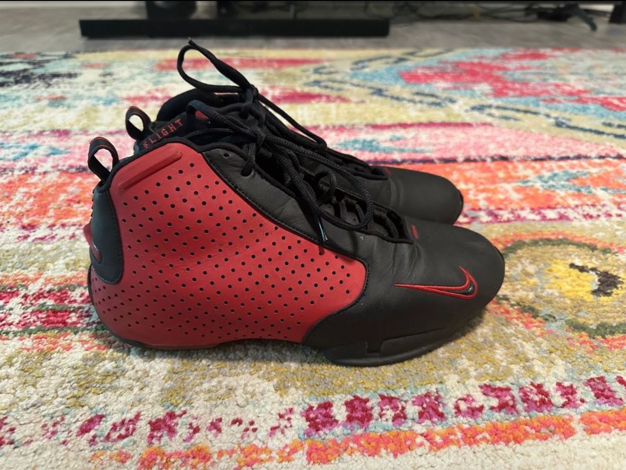 RARE Atlanta Falcon NIKE ZOOM FLIGHTS( GREAT CONDITION)