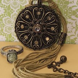 #1701, VINTAGE SET,  ADJUSTABLE NECKLACE & RING SZ 8
