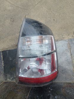 2005 Prius RIGHT REAR Tail Light.