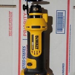 DEWALT 20-Volt MAX Cordless Drywall Cut-Out Tool