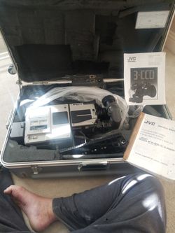 Jvc Ky25u Broadcast Quality Professional Camera
