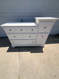 Bedroom Cabinets