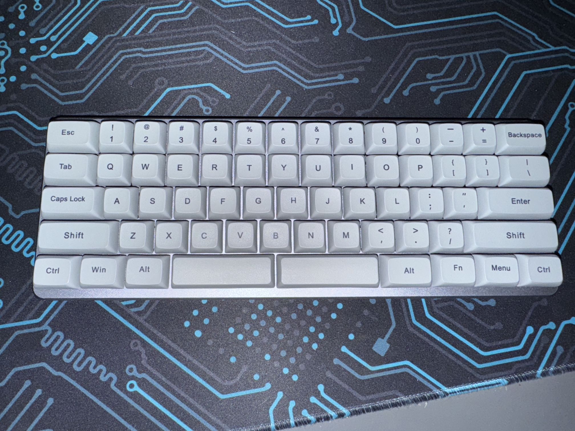 Z62 Mechanical Keyboard 60 Percent Cherry MX Red Aluminum LED