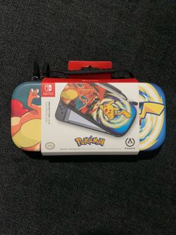 Charizard VS Pikachu Case