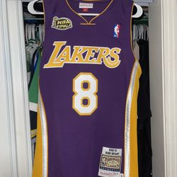 Lakers Kobe Bryant Jersey Size Small