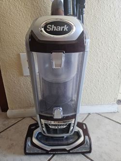 Shark Rotator True Pet Vaccuum with accessories