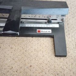 Three Hole Acco 550 Paper Punch 