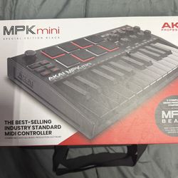 Akai Professional MPK Mini MK3 25 Key USB MIDI Keyboard Controller Special Black Edition.Keyboard is in brand new working condition Only used once. Ju