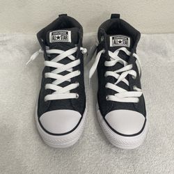 Brand New Unisex Converse Gray Mid Top Sneaker Size 11 Women's Or 9 Mens 