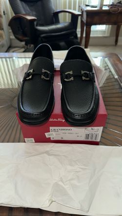 Salvatore Ferragamo Grandioso Size 9D Nero Pebble Calf Brand New