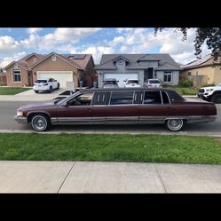 Cadillac Limo