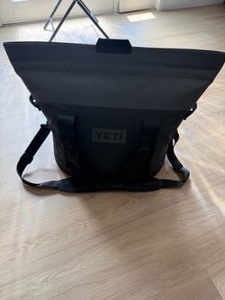 YETI Hopper M30 Soft Cooler