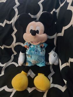 RARE Disney Aulani Resort Mickey Mouse 12" Plush w/Tori Richard Hawaiin Shirt