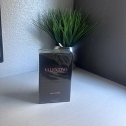 valentino cologne