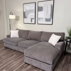 Macys Gray Sectional Couch DELIVERY WITHIN A WEEK