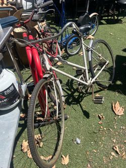 White 26 in Cruiser Bike, 1-Speed, Mechanical Rim Brake, Cruiser Bars