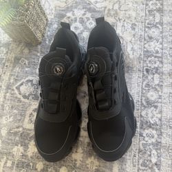 Multi functional work shoes