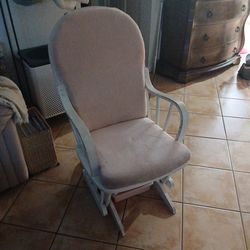 Rocking chair