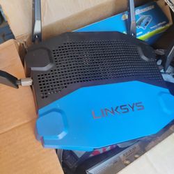 Linksys WRT3200ACM (DDWRT INSTALLED)