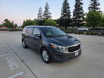 2017 Kia Sedona
