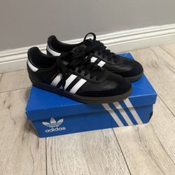 Adidas Sambas  