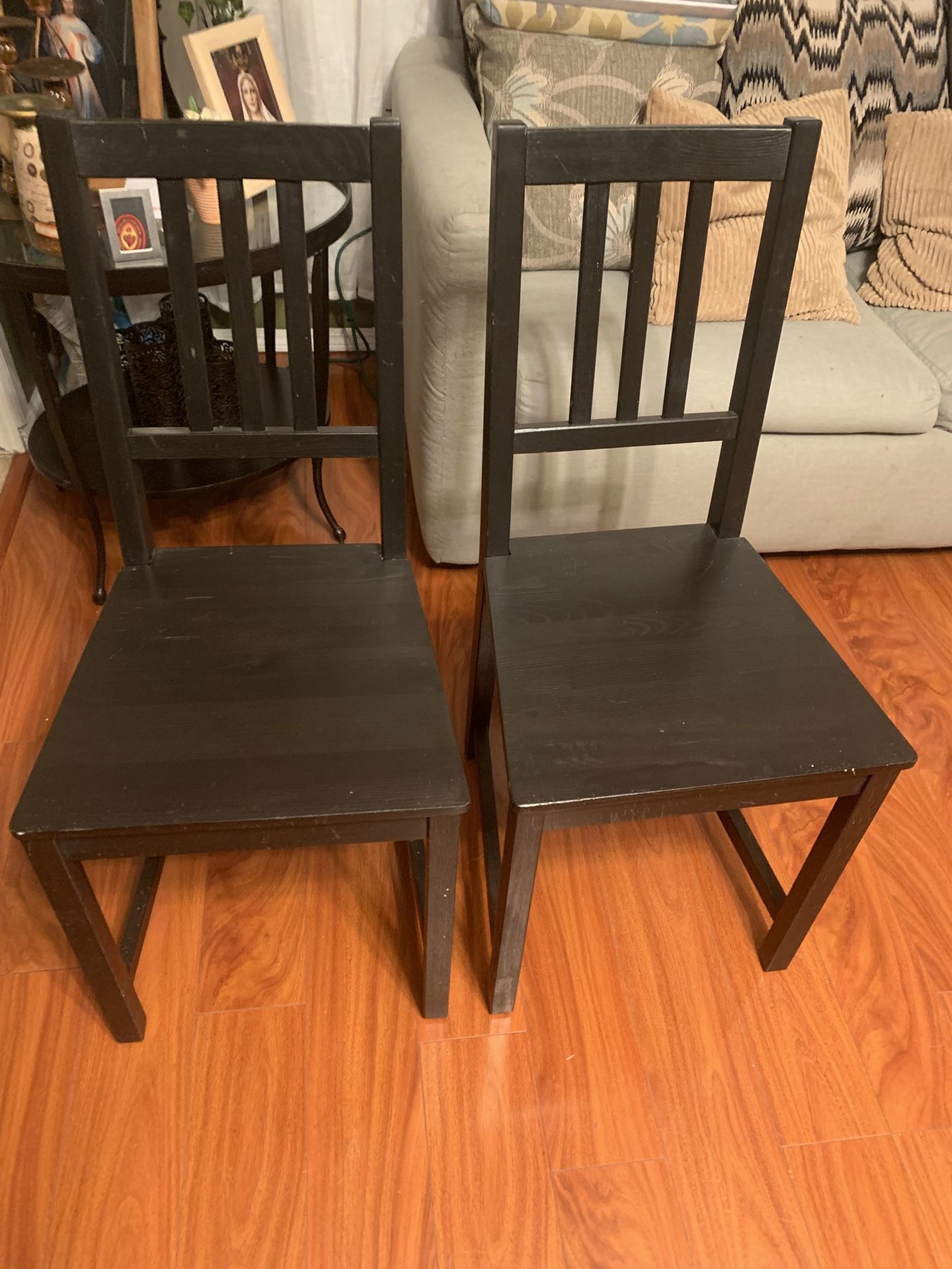 Set Of 2 Chairs 25 For Both