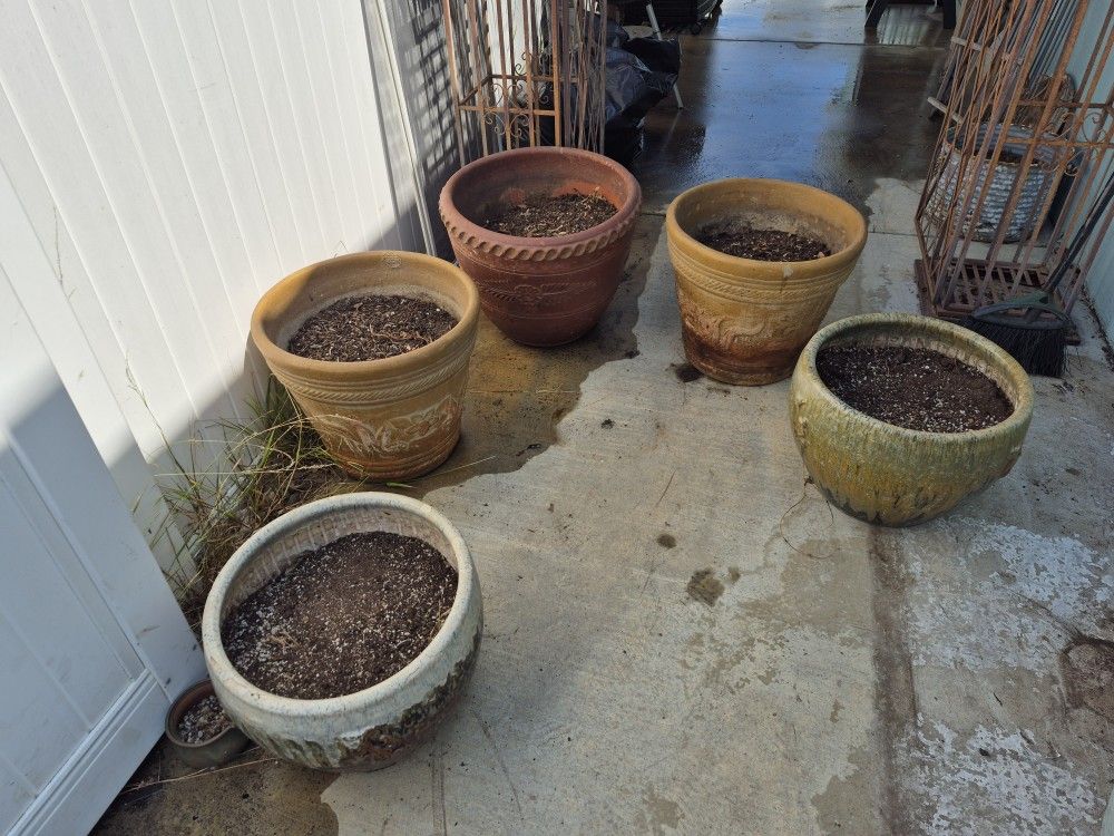 Flower Pots Large Sizes
