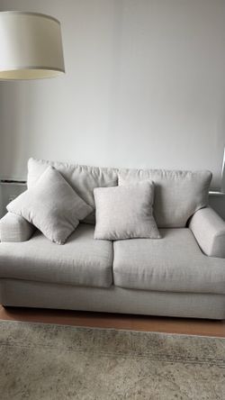Couch (loveseat)