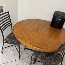Dinning Table 