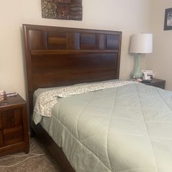 Queen Size Bedroom Set