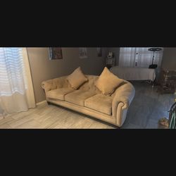 Velvet Couch 