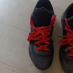 Koby Bryant Size 12 Almost New