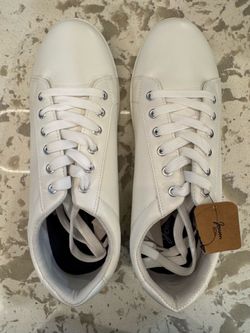 Men’s White Fashion Sneakers