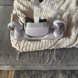 Oculus Quest Two With Charging Dock