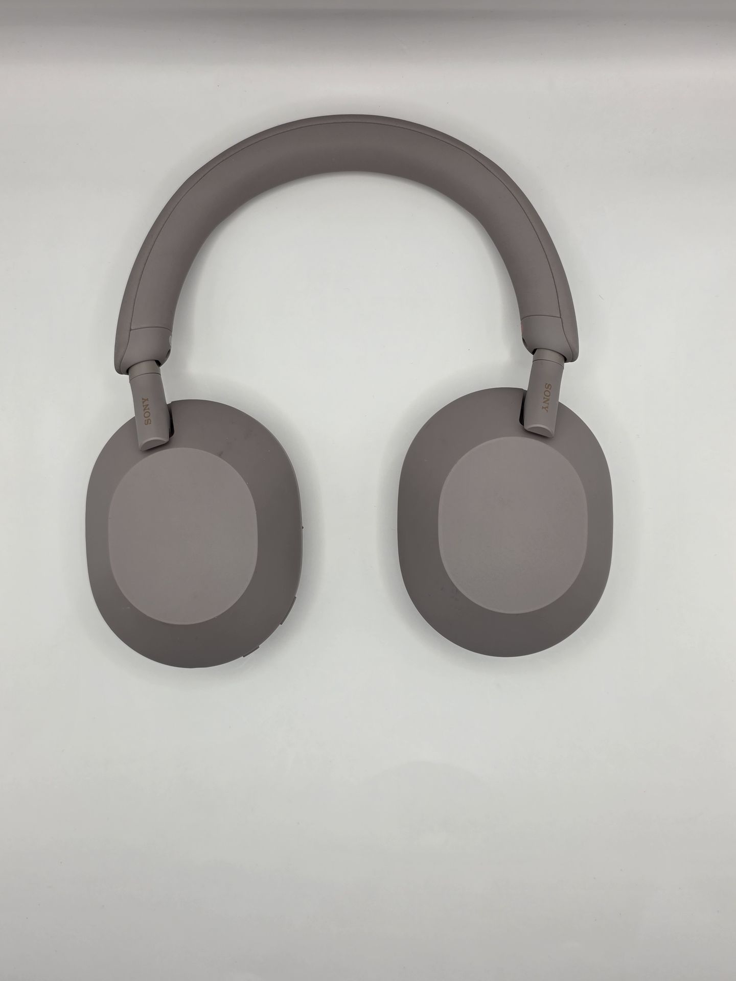 Sony WH 1000XM5 Noise Canceling Headphones Smoky Pink Brand New