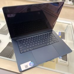 MacBook Air M4 256gb 16ram 15”