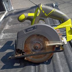 Ryobi P505 18V ONE+ Cordless 5-1/2" Circular Saw.