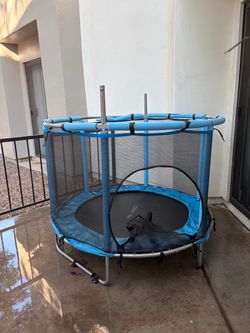 Toddler trampoline