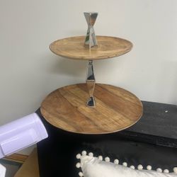 Rotating tray $10