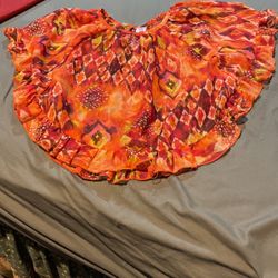 Ladies Top Size Small, But Can Fit Medium